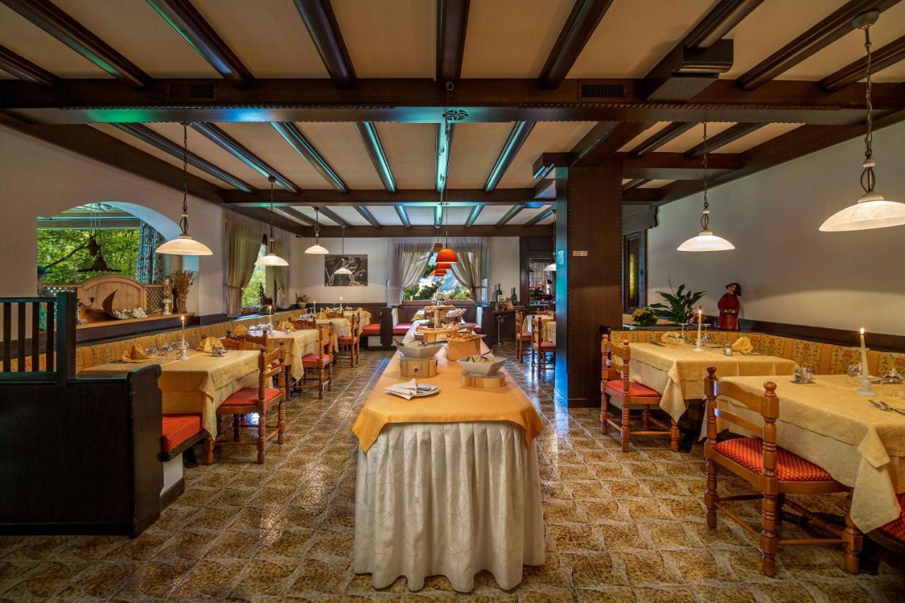 Hotel Salvan Campitello di Fassa Eksteriør billede