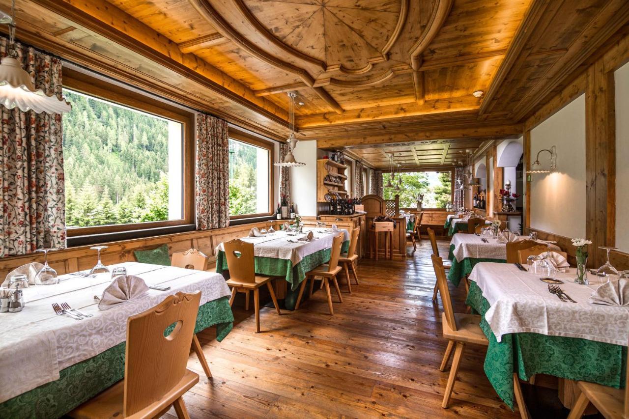 Hotel Salvan Campitello di Fassa Eksteriør billede