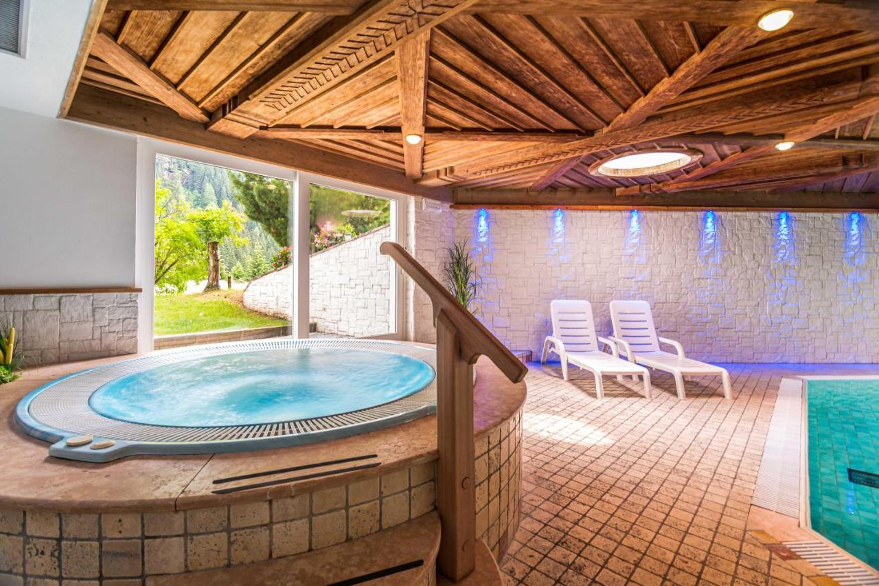 Hotel Salvan Campitello di Fassa Eksteriør billede