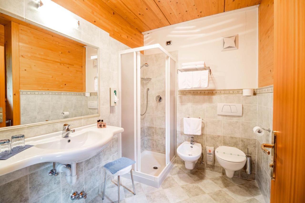 Hotel Salvan Campitello di Fassa Eksteriør billede