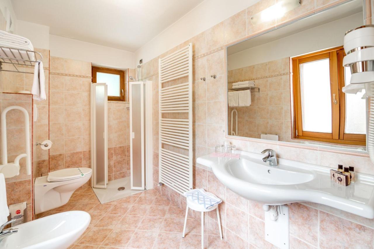 Hotel Salvan Campitello di Fassa Eksteriør billede