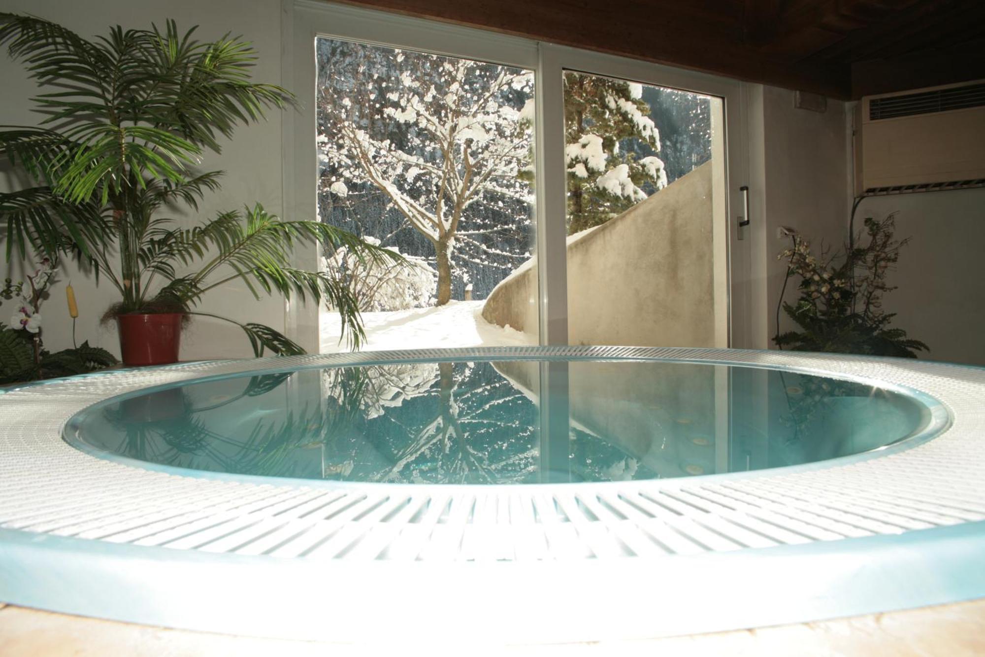 Hotel Salvan Campitello di Fassa Eksteriør billede